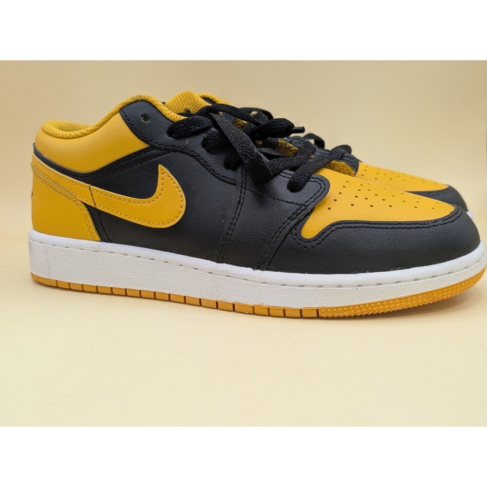 Nike Air Jordan 1 Low GS Yellow Ochre Black White 553560-072 Size 6Y - Picture 2 of 15